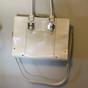 Wilson’s Leather - All in One Tote (Large Purse)